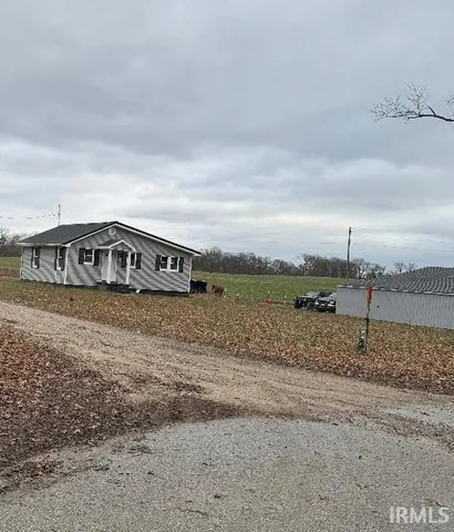 $149,900 | 10489 West 750th Road South, Owensville, IN 47665