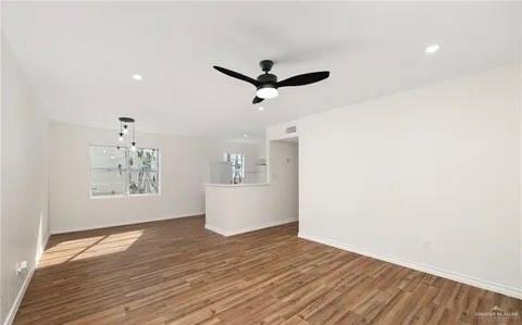 6720 North 23rd Street, Unit 3 McAllen, TX 78504 - Photo 3 of 10