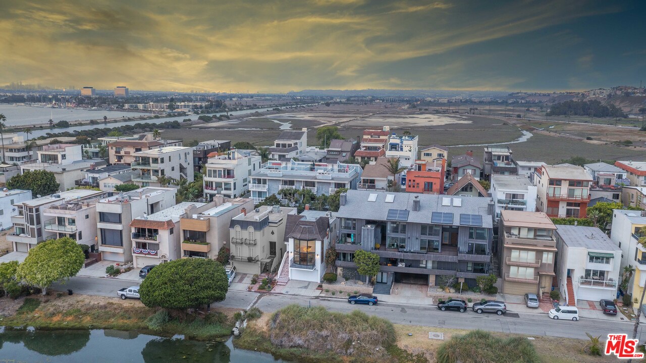 6501 Esplanade Playa del Rey, CA 90293 - Photo 6 of 54 a view of city