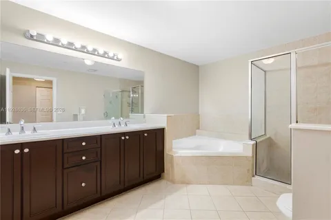 $407,000 | 8395 Southwest 73rd Avenue, Unit 105, Miami, FL 33143