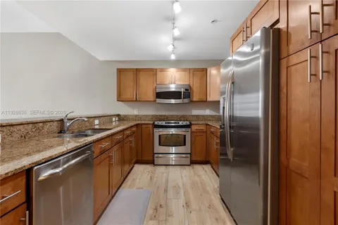 $407,000 | 8395 Southwest 73rd Avenue, Unit 105, Miami, FL 33143