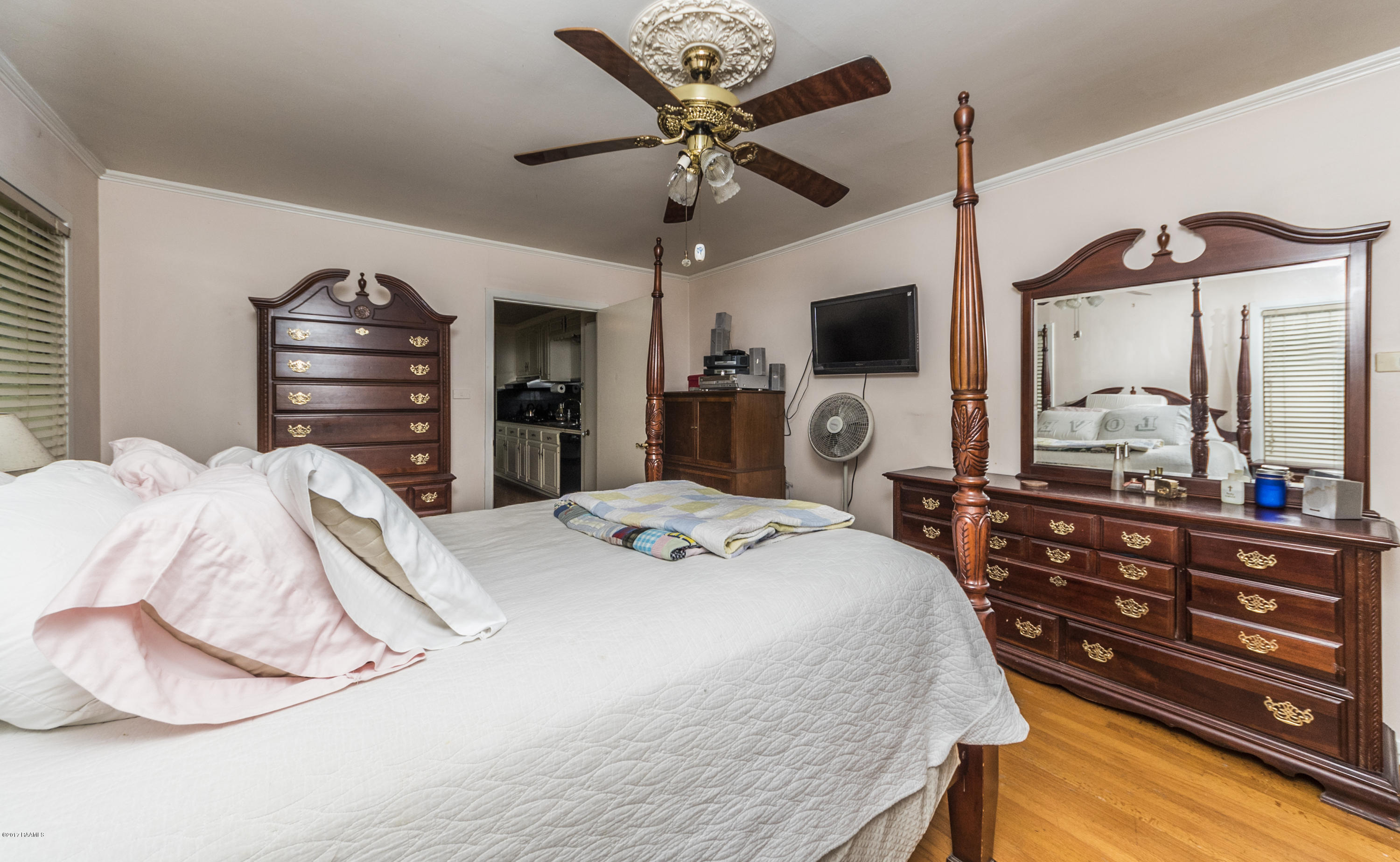 304 Leonpacher Road Lafayette, LA 70508 - Photo 15 of 28 Master Bedroom 2