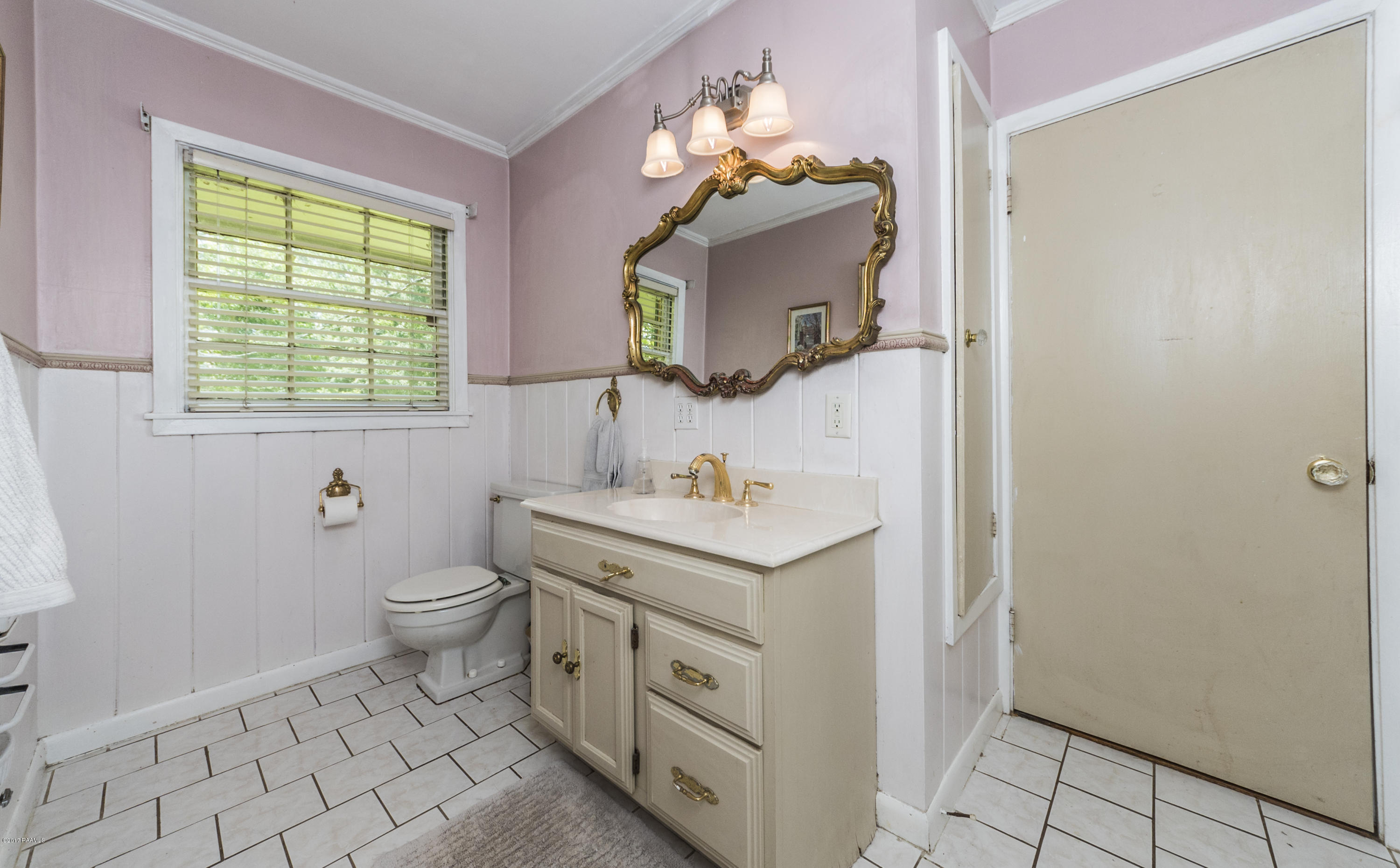 304 Leonpacher Road Lafayette, LA 70508 - Photo 21 of 28 2nd Bath 1