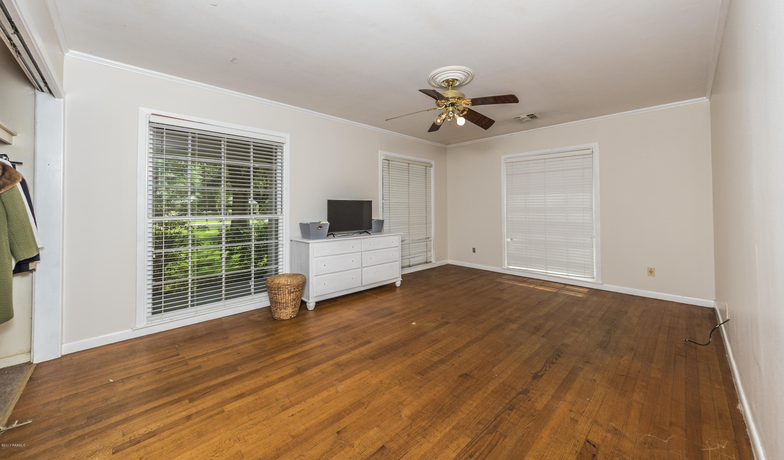 304 Leonpacher Road Lafayette, LA 70508 - Photo 22 of 28 2nd Bedroom 1