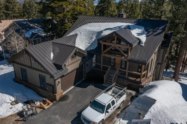$3,999,999 | 52 White Pines Drive, Mammoth Lakes, CA 93546