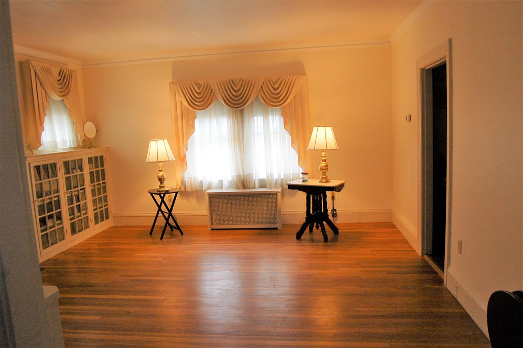 155 Butman Road Lowell, MA 01852 - Photo 5 of 19 Gallery Image 5