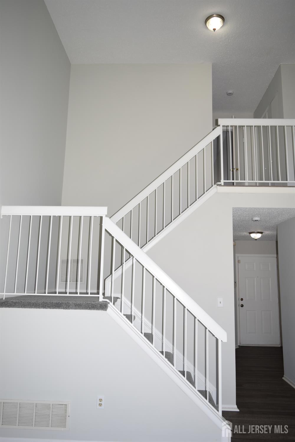 354 Lunar Road Piscataway, NJ 08854 - Photo 8 of 14 Gallery Image 8