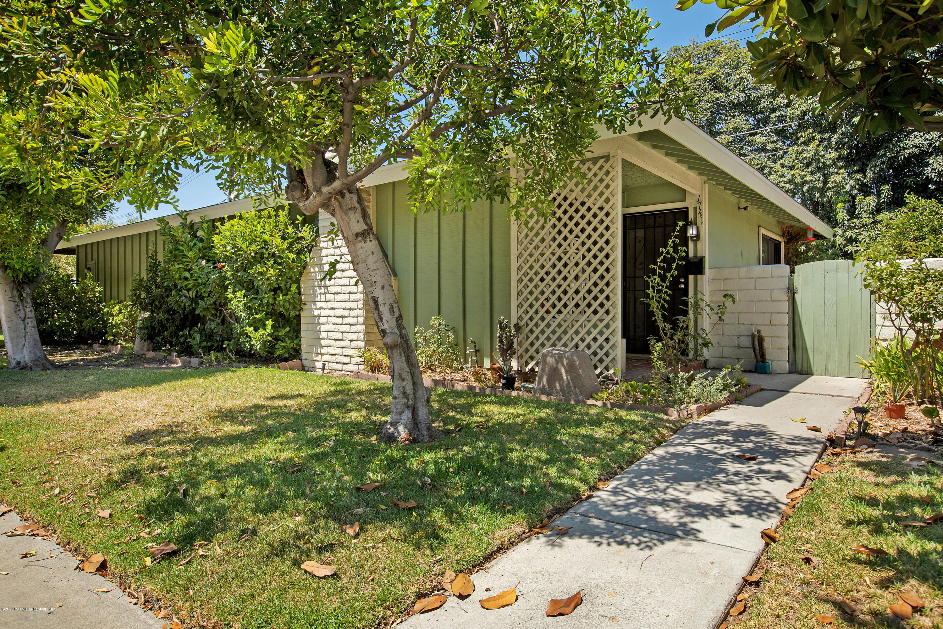 19543645115057cf-vt115057-101