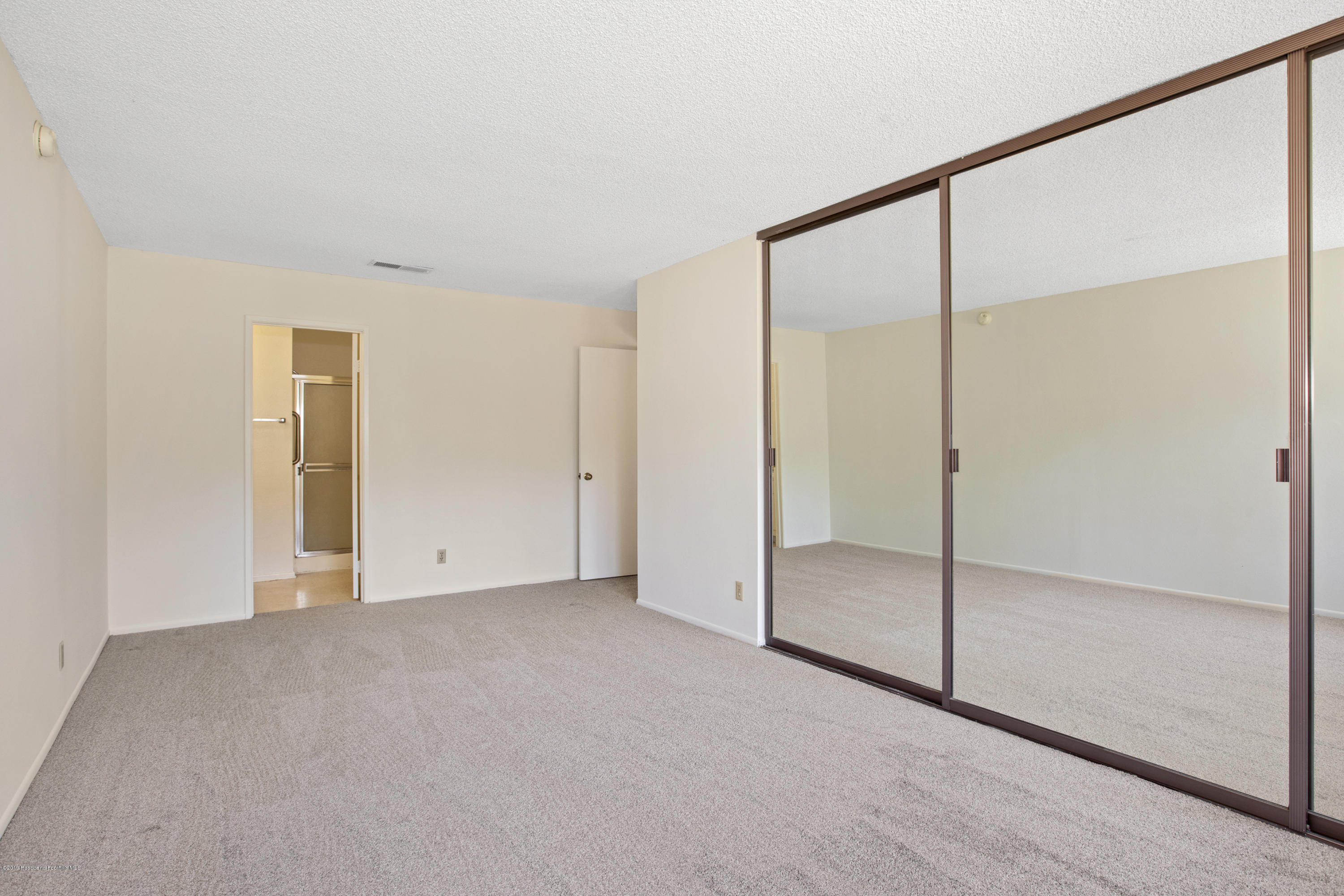 1741 East Maple Street Pasadena, CA 91106 - Photo 21 of 28 219543665115057cf-vt115057-121