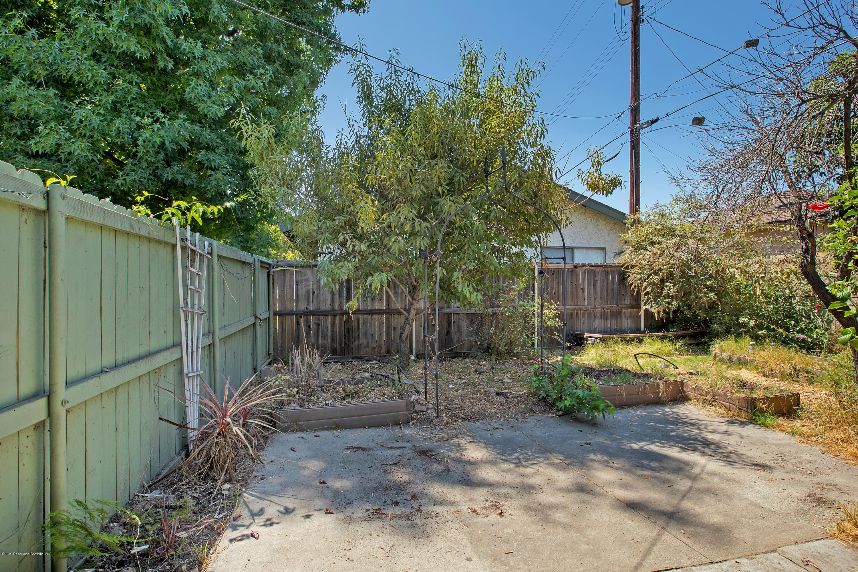 1741 East Maple Street Pasadena, CA 91106 - Photo 25 of 28 259543671115057cf-vt115057-125