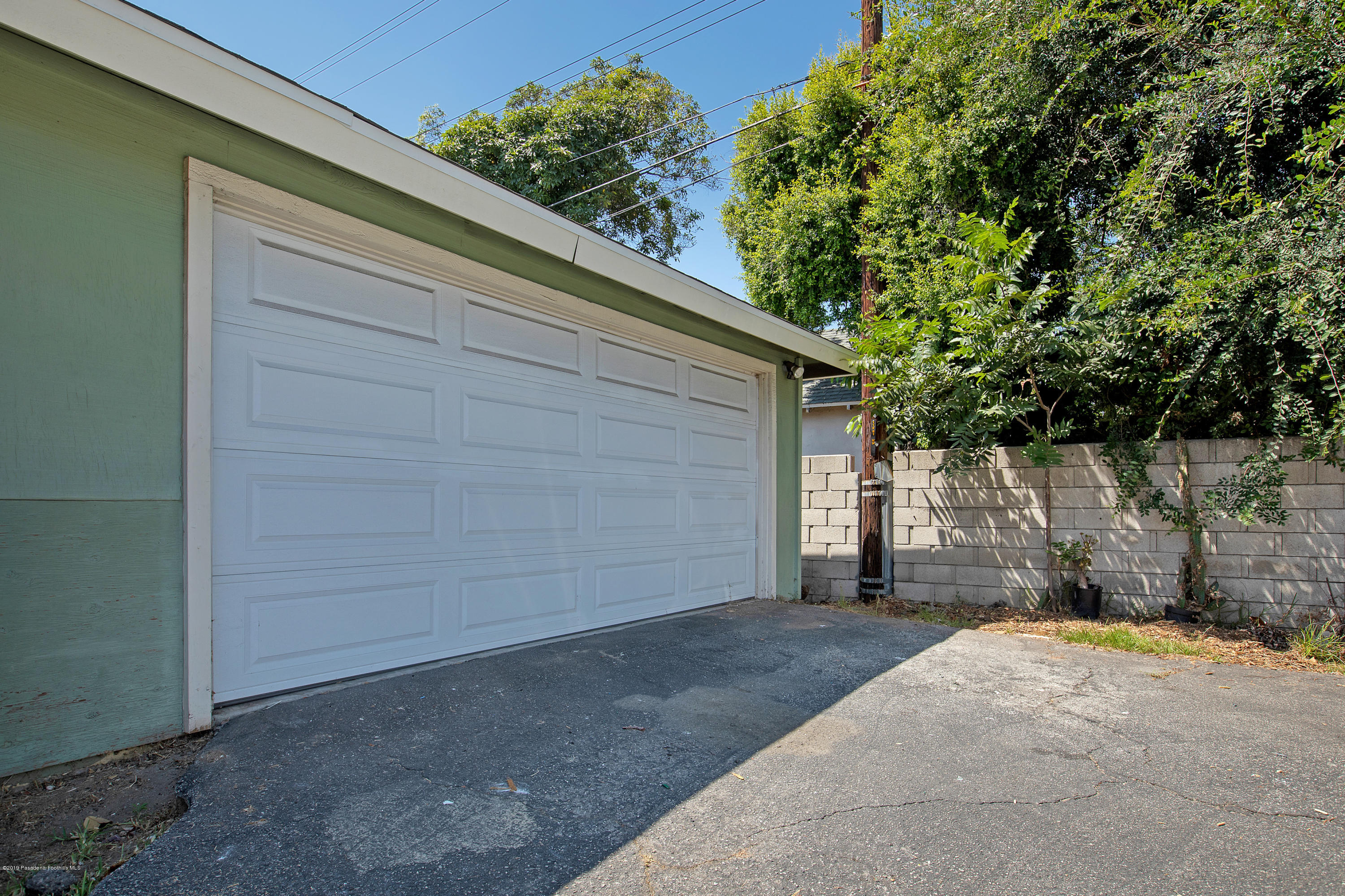 1741 East Maple Street Pasadena, CA 91106 - Photo 26 of 28 269543670115057cf-vt115057-126