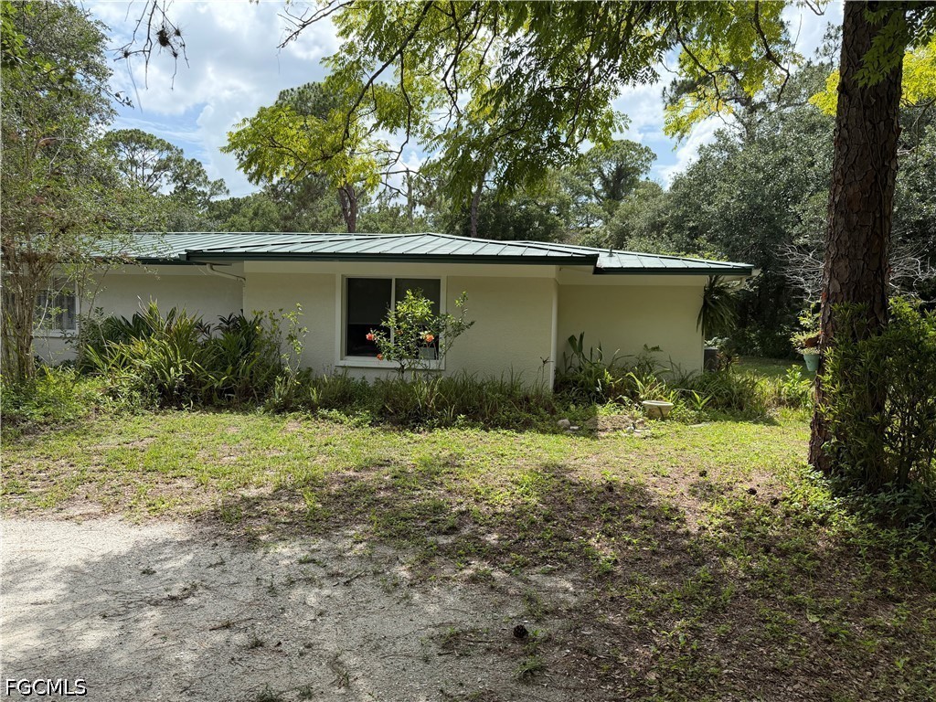 18251 Persimmon Ridge Road Alva, FL 33920 - Photo 6 of 16