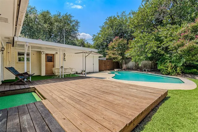 $369,950 | 3605 Spring Valley Drive, Bedford, TX 76021