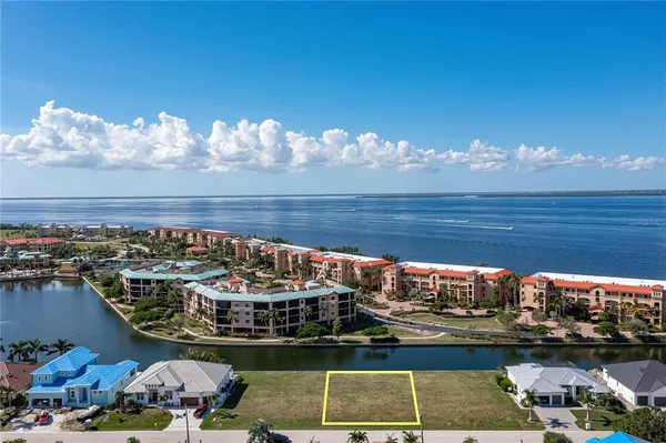 $275,000 | 83 Colony Point Drive, Punta Gorda, FL 33950