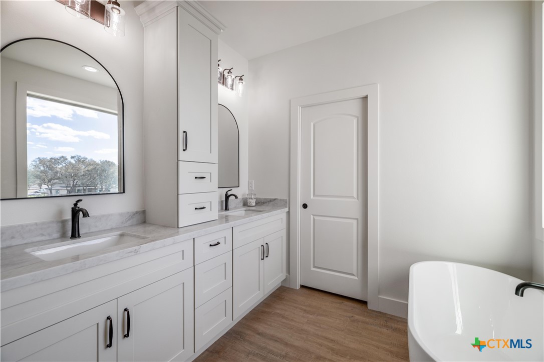 112 Ridgehaven Trail Victoria, TX 77905 - Photo 29 of 47