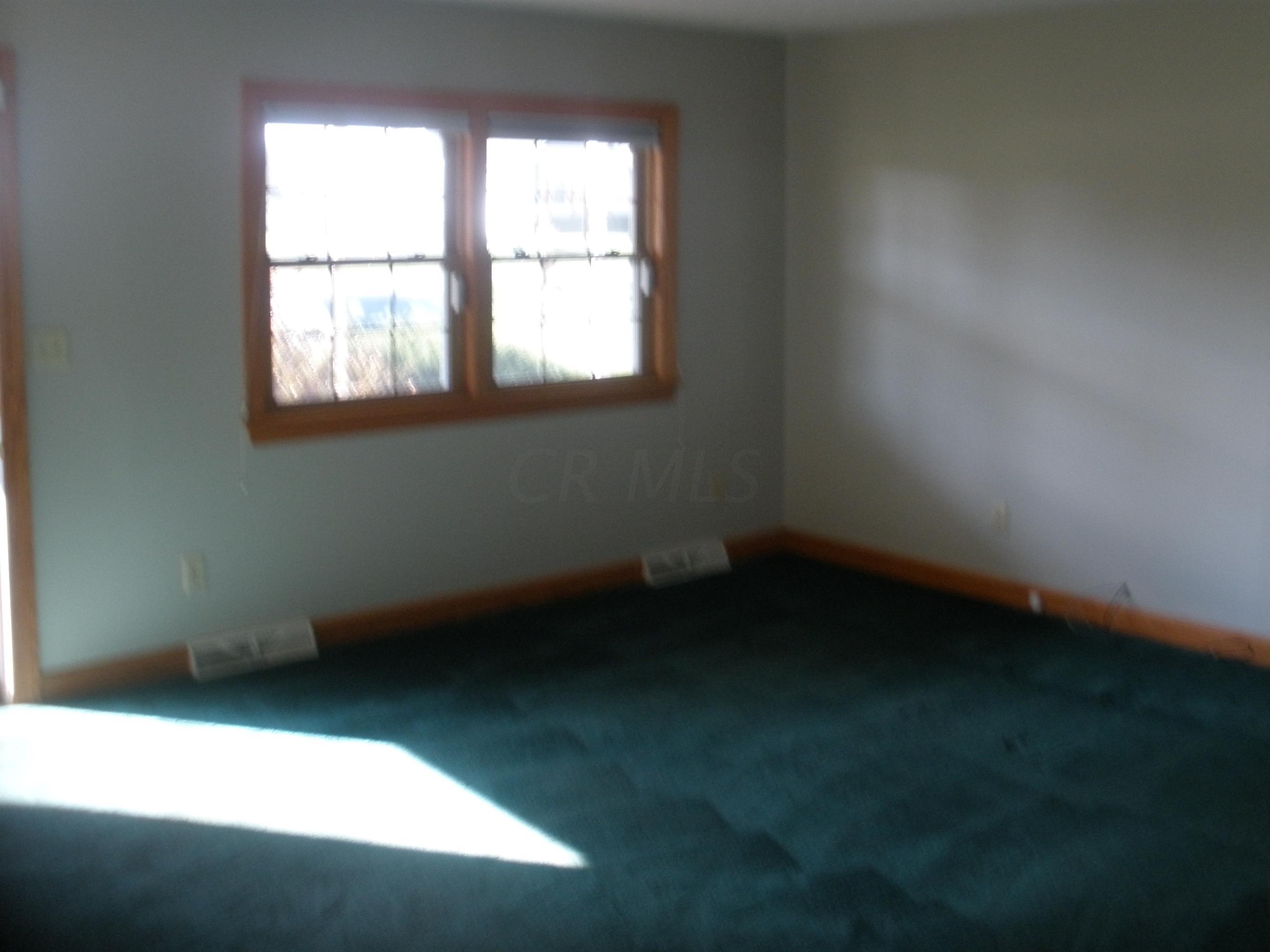 612 Dunkle Road Circleville, OH 43113 - Photo 4 of 24 Gallery Image 4