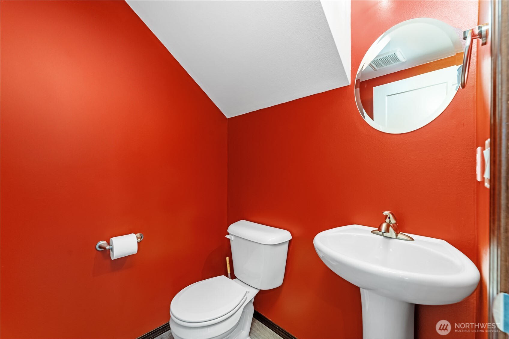 412 South Kansas Loop East Wenatchee, WA 98802 - Photo 11 of 26