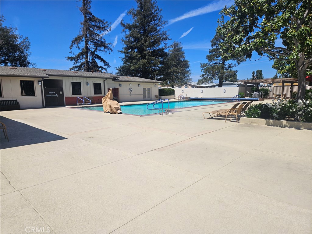 14851 Jeffrey Road, Unit 171 Irvine, CA 92618 - Photo 40 of 40 Pool deck view
