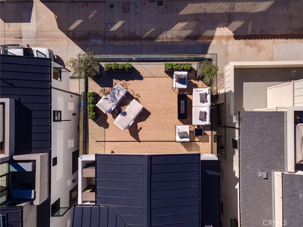 1025 West Balboa Boulevard Newport Beach, CA 92661 - Photo 10 of 70