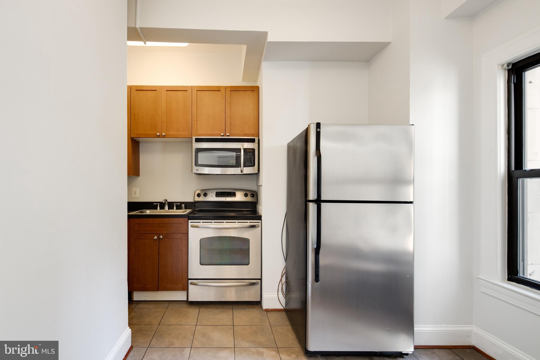 1613 Harvard Street Northwest, Unit 102 Washington, DC 20009 - Photo 8 of 18