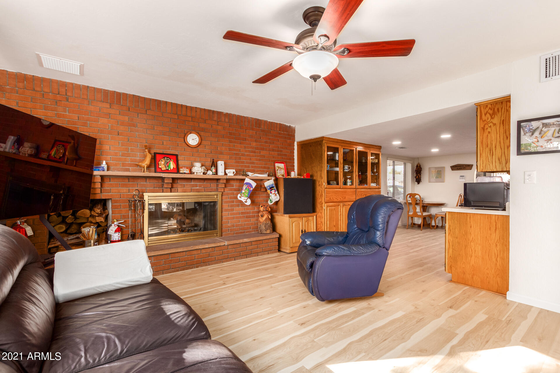 4135 West Ocotillo Road Phoenix, AZ 85019 - Photo 8 of 29 09 - Ocotillo