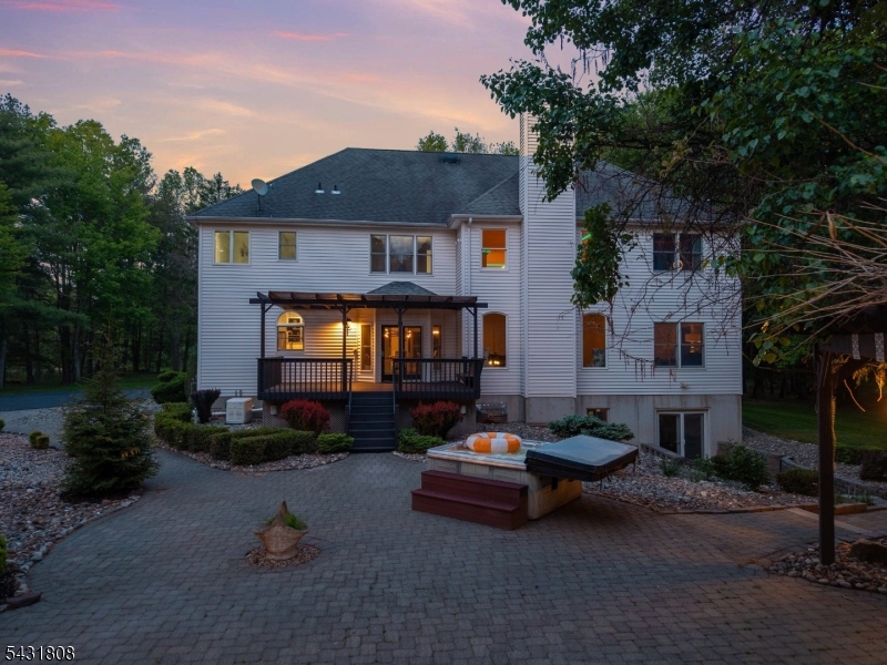 97 Union Road Frenchtown, NJ 08825 - Photo 5 of 48