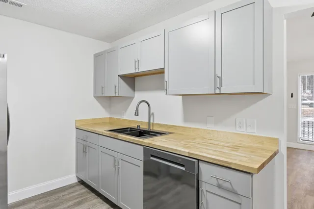 $1,375 | 6008 Champion Road, Unit B, Chattanooga, TN 37416