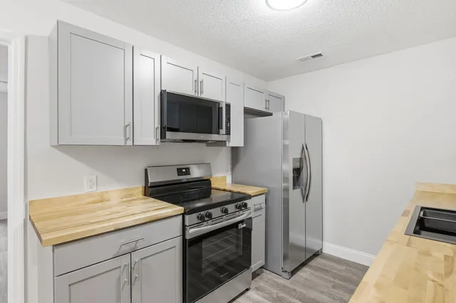 $1,375 | 6008 Champion Road, Unit B, Chattanooga, TN 37416