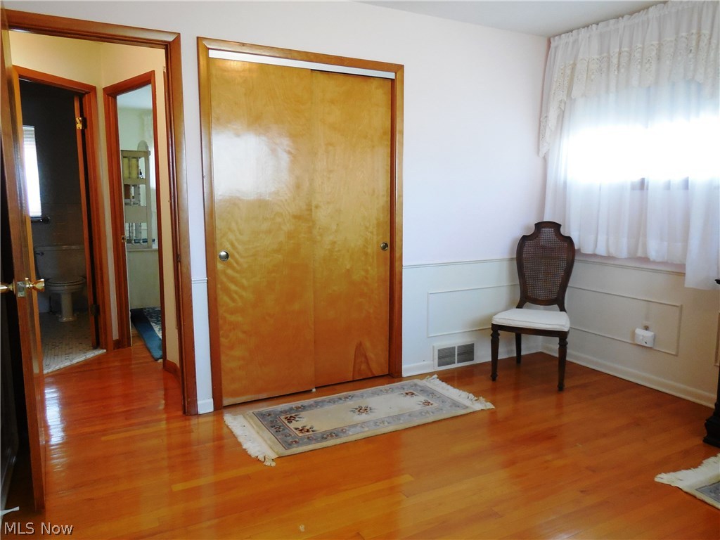 8705 Biddulph Road Brooklyn, OH 44144 - Photo 9 of 21