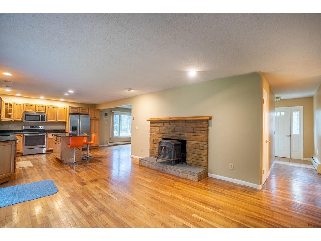 113 Thayer Road Monson, MA 01057 - Photo 14 of 40