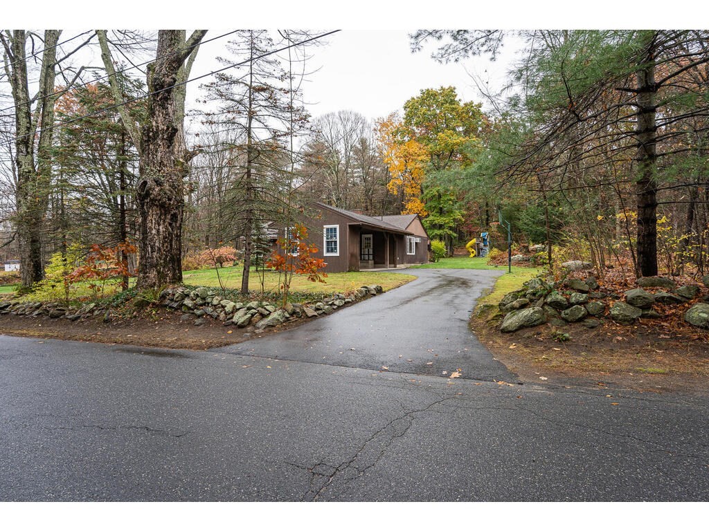 113 Thayer Road Monson, MA 01057 - Photo 4 of 40