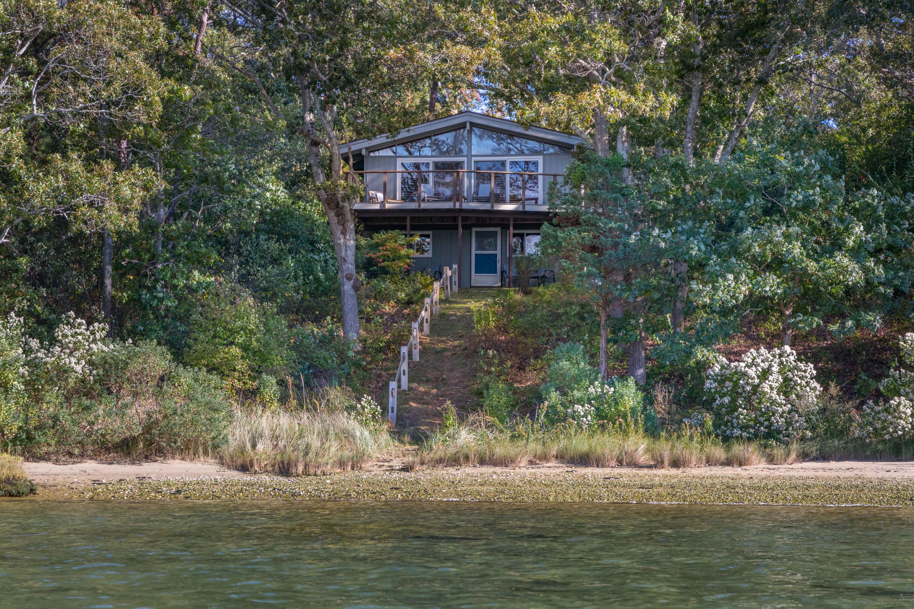 375 Barnes Road Oak Bluffs, MA 02557 - Photo 1 of 31 375 Barnes Rd MV (47 of 48)