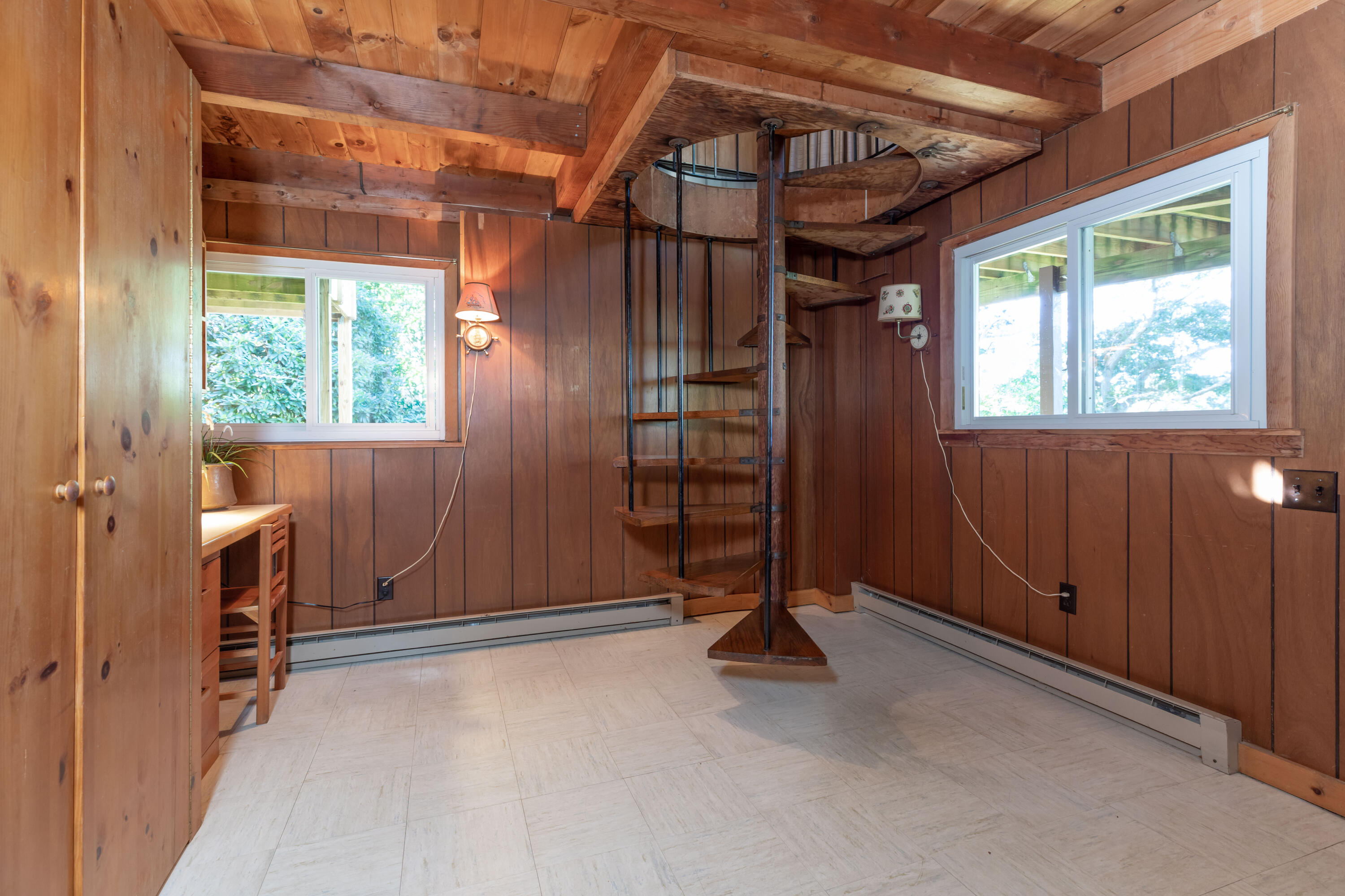 375 Barnes Road Oak Bluffs, MA 02557 - Photo 13 of 31 375 BArnes New (1 of 2)
