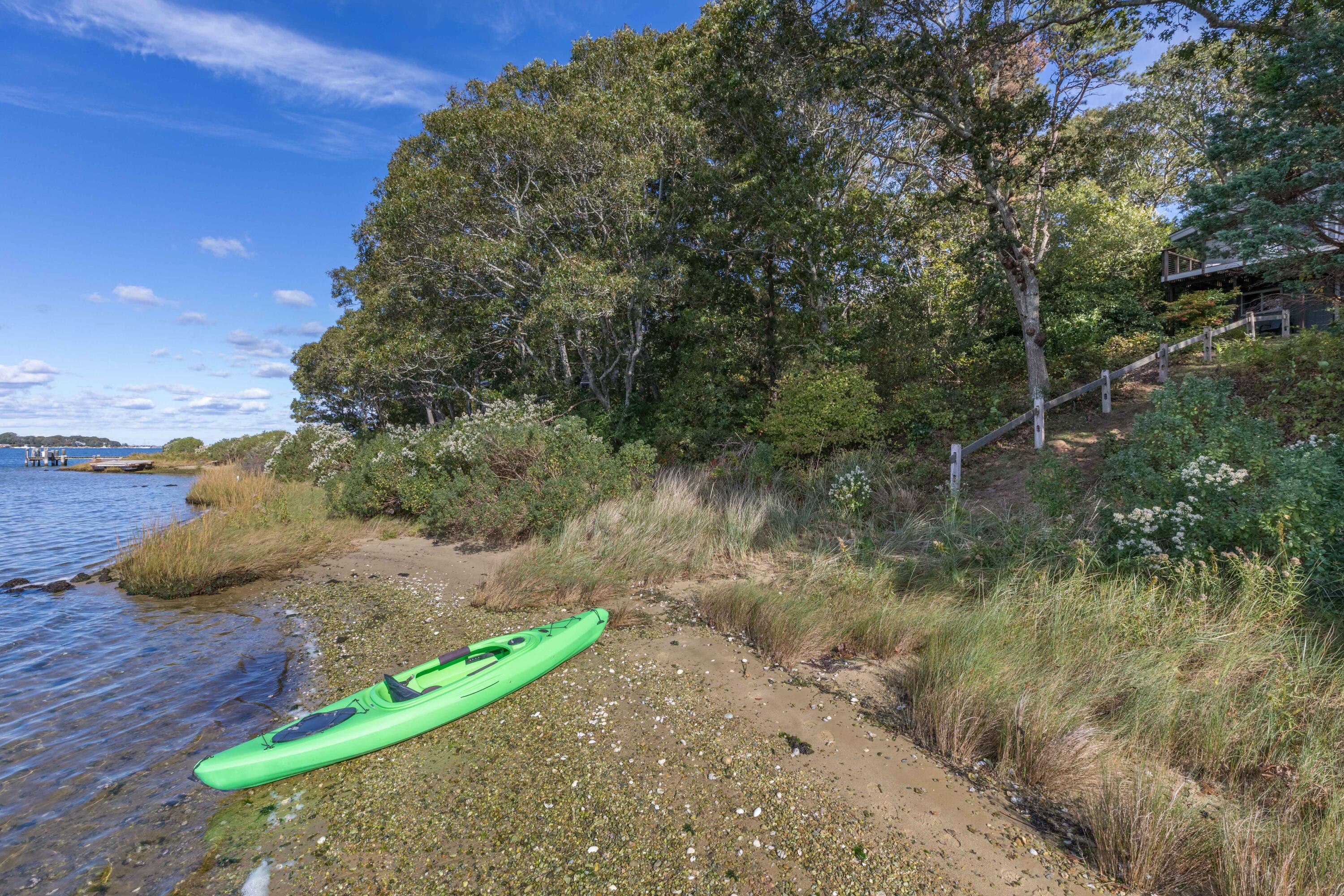 375 Barnes Road Oak Bluffs, MA 02557 - Photo 25 of 31 375 Barnes Rd MV (32 of 48)