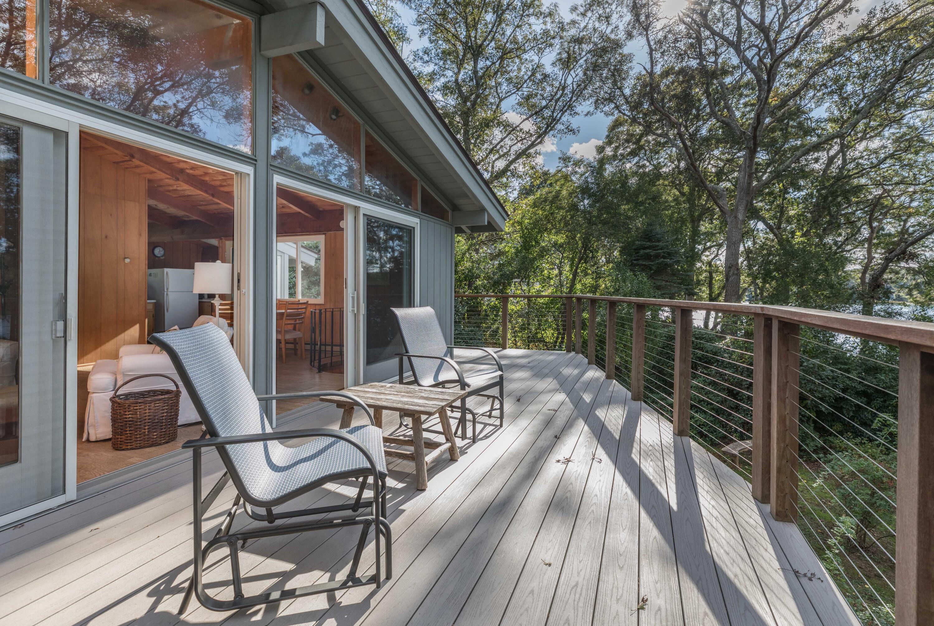 375 Barnes Road Oak Bluffs, MA 02557 - Photo 10 of 31 375 Barnes Rd MV (36 of 48)