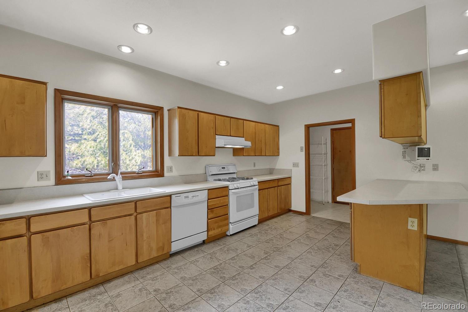 12900 Murphy Road Elbert, CO 80106 - Photo 10 of 35 Gallery Image 10