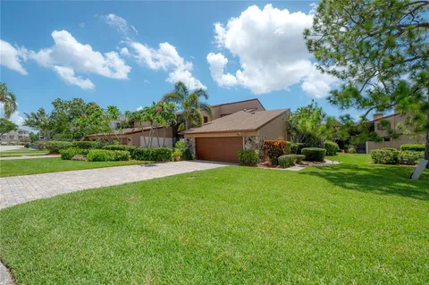$375,000 | 13851 Lake Point Drive, Clearwater, FL 33762