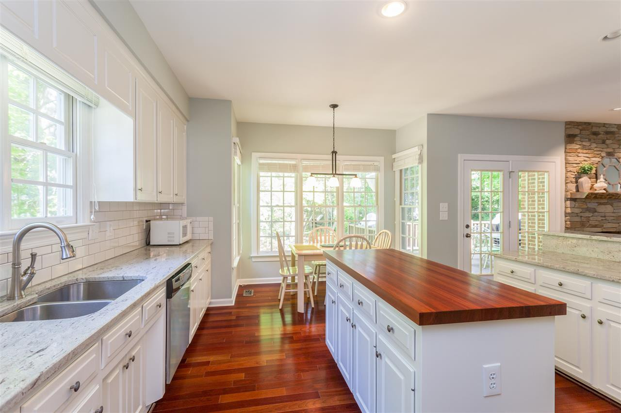 10008 Quillstone Court Raleigh, NC 27613 - Photo 10 of 25 Photo 10