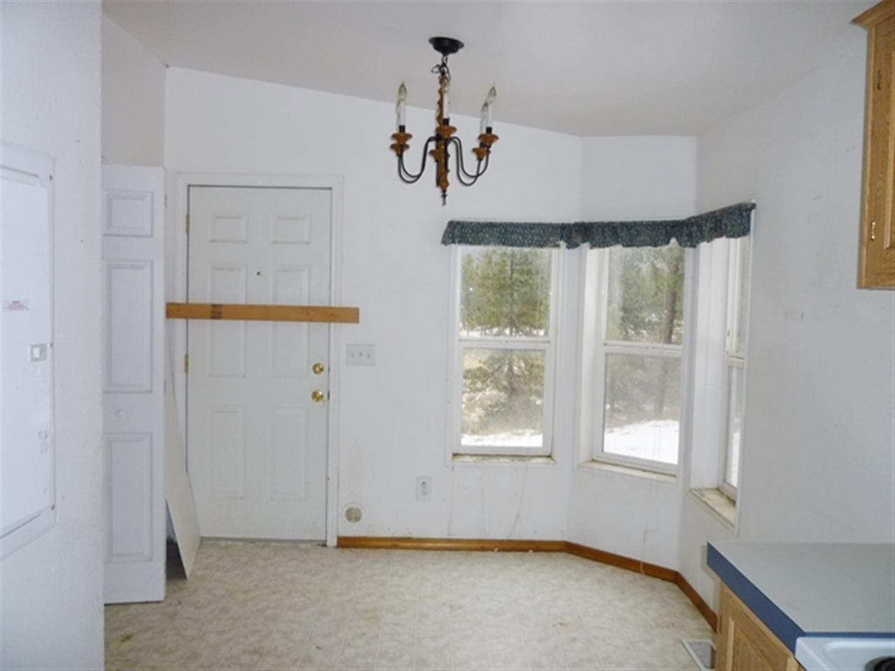 4564 Emilys Way Springdale, WA 99173 - Photo 7 of 20 Gallery Image 7