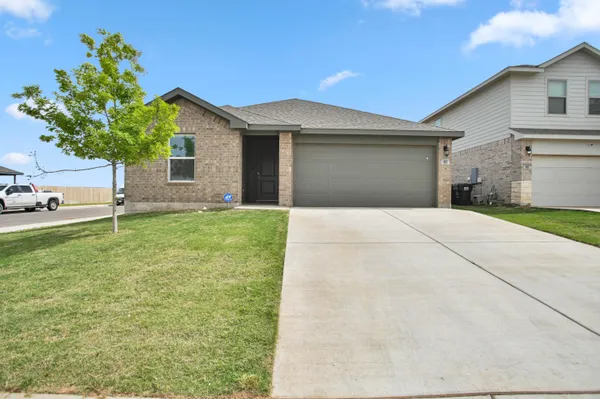 $250,000 | 401 14th Street, Wolfforth, TX 79382