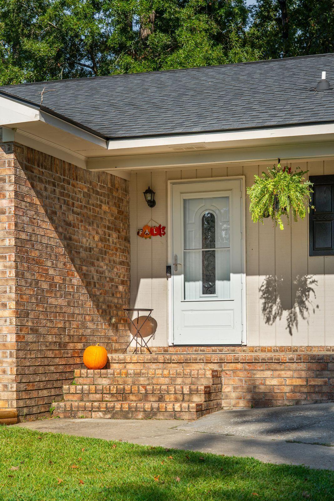 6 Teaneck Road Goose Creek, SC 29445 - Photo 5 of 23 6 Teaneck