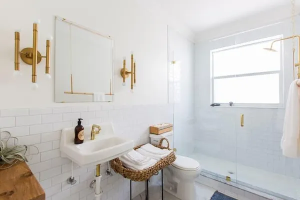 $17,000 | 717 Forest Hill Boulevard, West Palm Beach, FL 33405