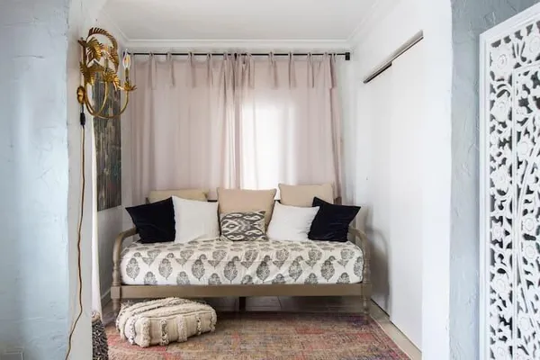 $17,000 | 717 Forest Hill Boulevard, West Palm Beach, FL 33405