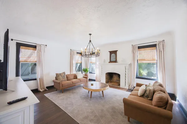 $17,000 | 717 Forest Hill Boulevard, West Palm Beach, FL 33405