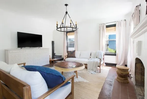 $17,000 | 717 Forest Hill Boulevard, West Palm Beach, FL 33405