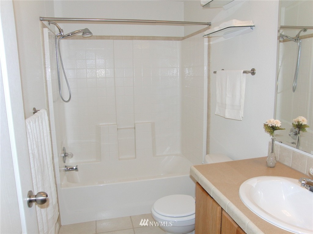 44665 Southeast Edgewick Road North Bend, WA 98045 - Photo 13 of 25 Gallery Image 13