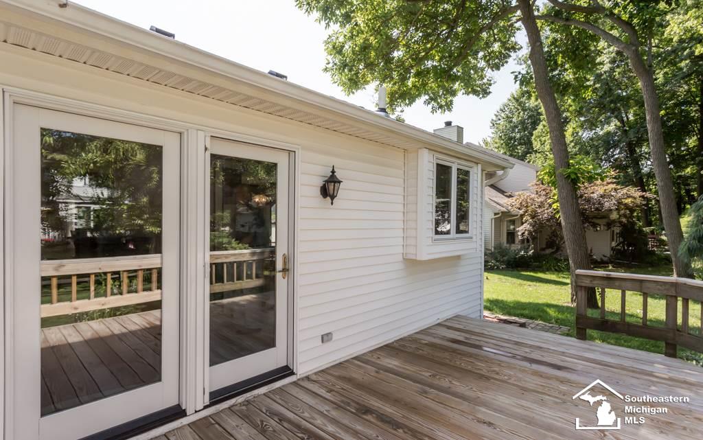 6793 Grenville Road Temperance, MI 48182 - Photo 2 of 29