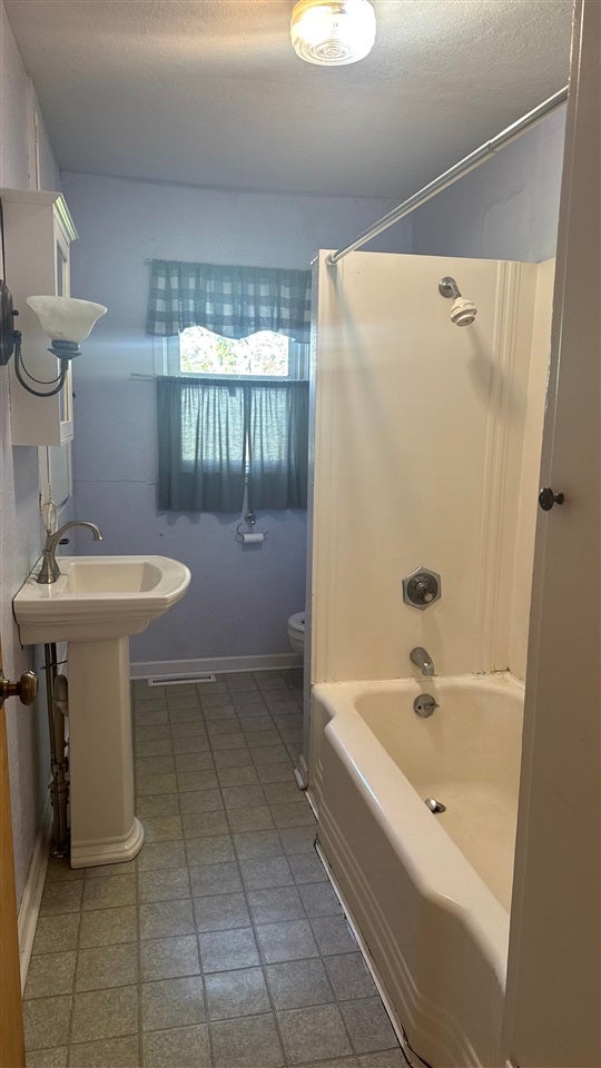 709 3rd Street Kalona, IA 52247 - Photo 14 of 15 Gallery Image 14