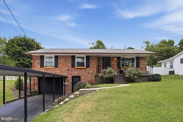 $295,000 | 15409 Shamrock Road Southwest, Cumberland, MD 21502