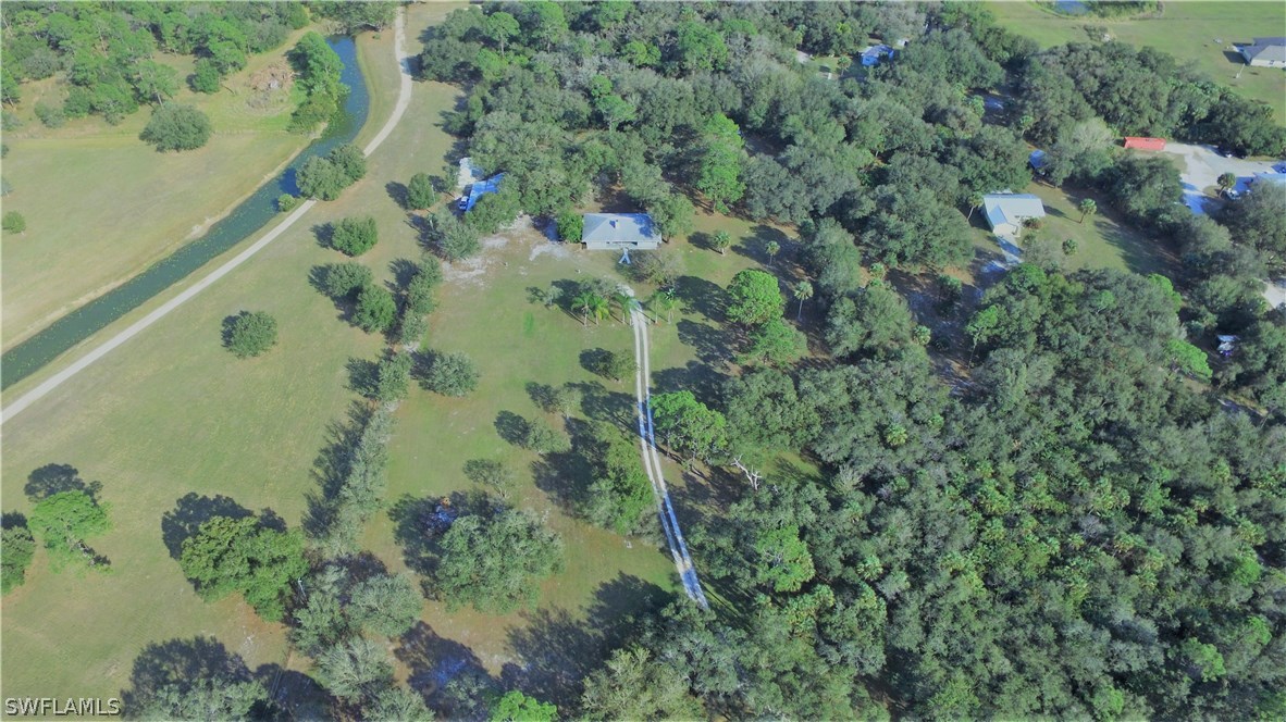 19661 North River Road Alva, FL 33920 - Photo 25 of 25 a view of a garden